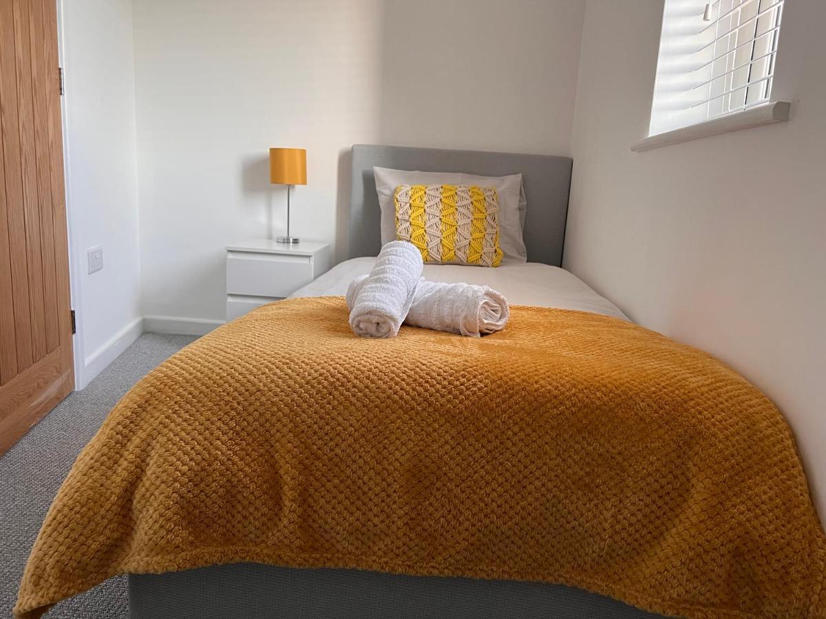 דירות Superb Modern Flat In Northampton, Parking &Ev מראה חיצוני תמונה