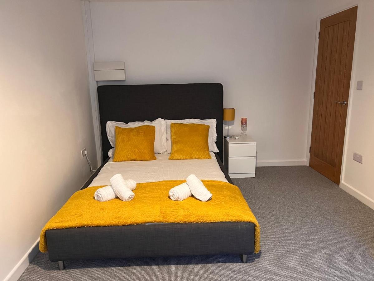 דירות Superb Modern Flat In Northampton, Parking &Ev מראה חיצוני תמונה
