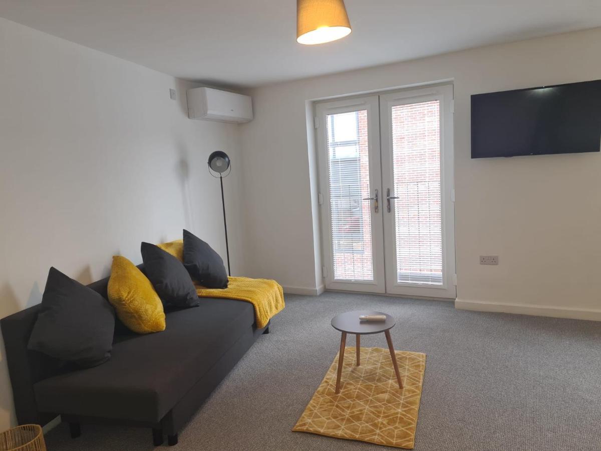 דירות Superb Modern Flat In Northampton, Parking &Ev מראה חיצוני תמונה